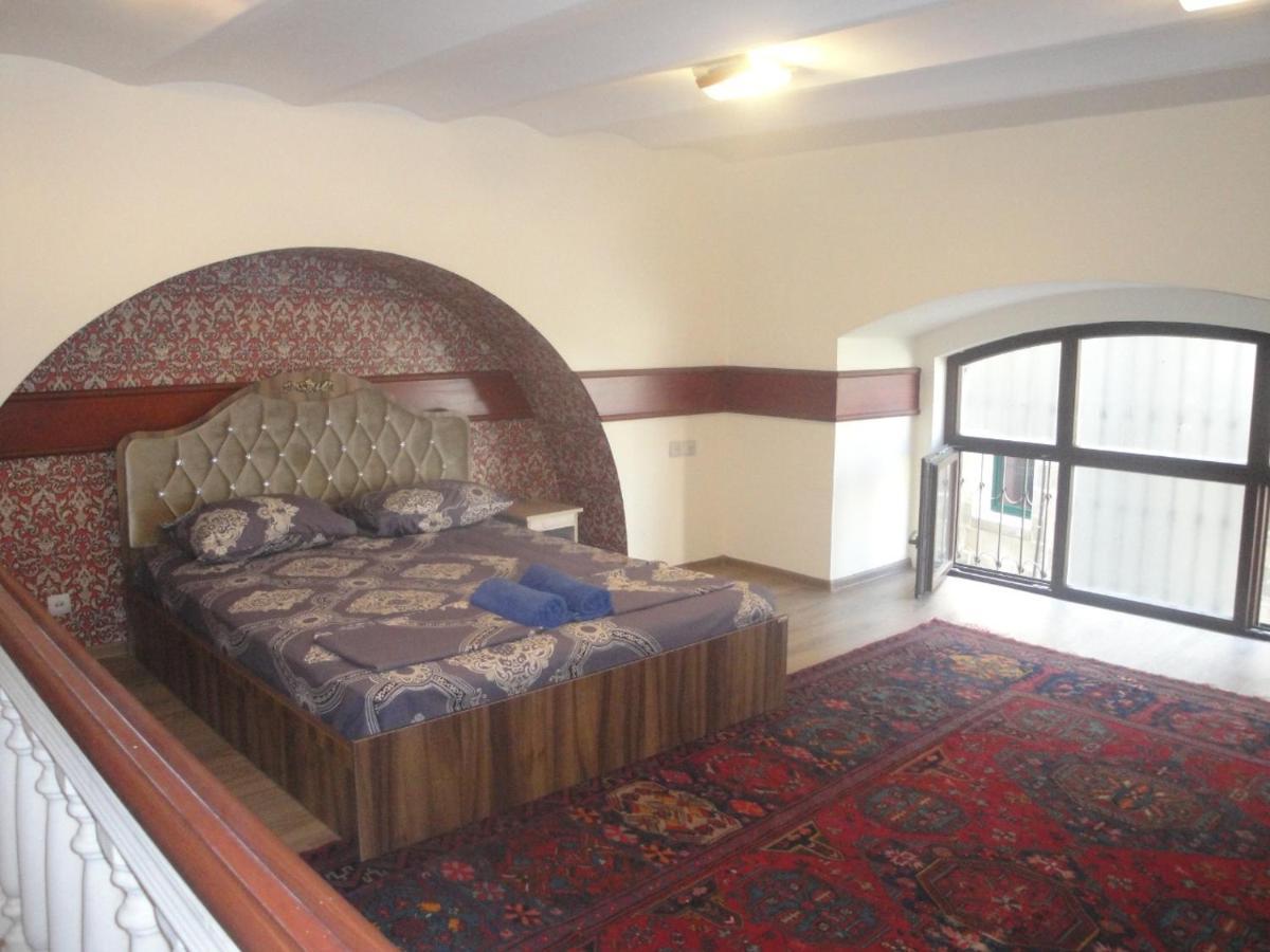 Delux Duplex Apartment In Old City Baku Exterior photo